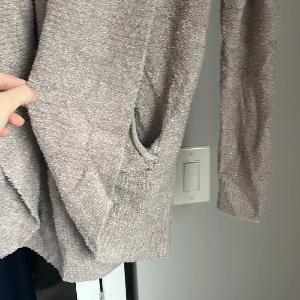 Barefoot Dreams Taupe Circle Cardi, NWOT